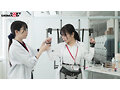 固定電マ連続お漏らし実験「膣がバグるほど刺激し続けたら？」をSOD女子社員6名が真面目に検証してみた結果オマ○コ決壊！もう限界でイキたくないはずなのにカラダが気持ち良くなろうと勝手に動いてヒクつきワギナ過剰快楽懇願 SOD性科学ラボREPORT19 - サンプル 3