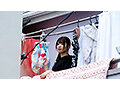 街のお姉さんがエロ過ぎてずっと見てたら、こっそり口で抜いてくれた話 - サンプル 15